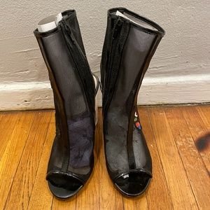 Warm weather fashion